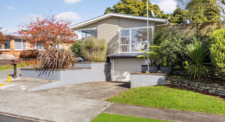  at 67 Lawrence Crescent, Hill Park, Manukau City, Auckland