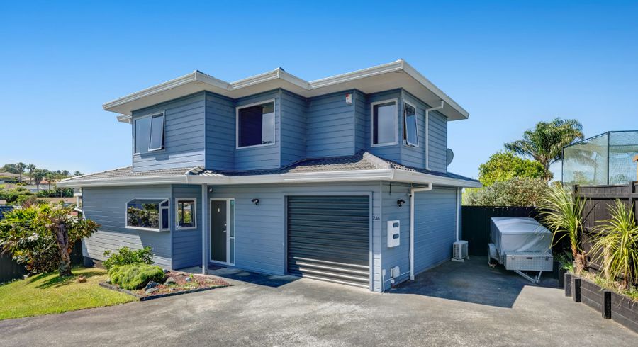  at 1/23 Rifleman Rise, Unsworth Heights, Auckland