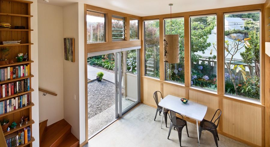  at 8 Albert Street, Island Bay, Wellington