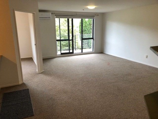  at 9/68 Mountain Road, Mount Wellington, Auckland City, Auckland