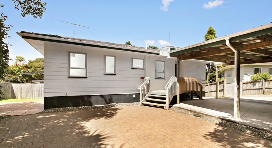  at 6 Lorena Place, West Harbour, Auckland