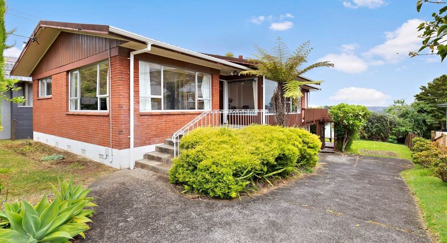  at 108 Sunset Road, Unsworth Heights, North Shore City, Auckland