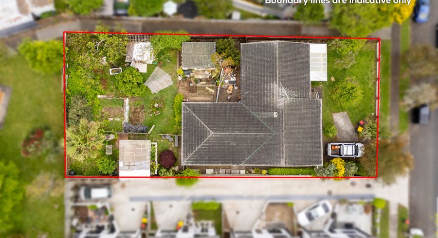  at 7 Borrowdace Avenue, Botany Downs, Manukau City, Auckland