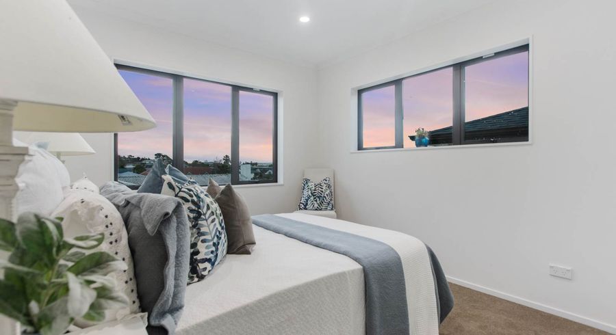  at 52D Orams Road, Hillpark, Auckland