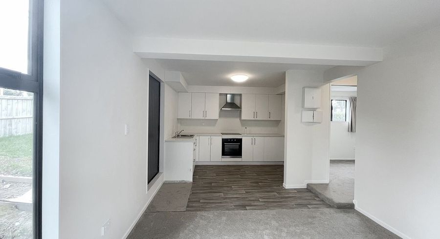  at 1/338 Royal Road, Massey, Waitakere City, Auckland