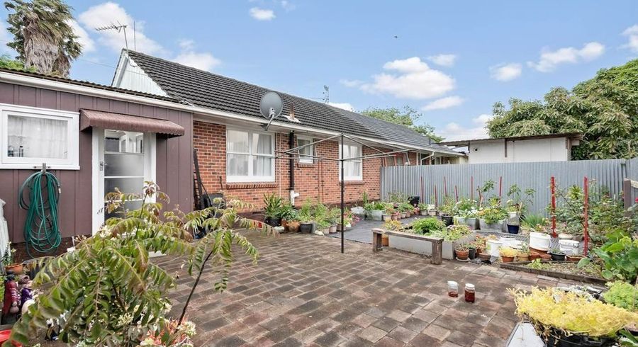  at 2/41 Tui Road, Papatoetoe, Auckland