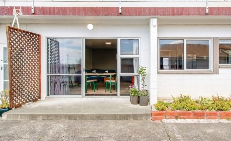  at 6/8 Lee Road, Taradale, Napier