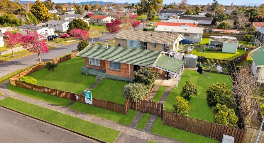  at 8 Emerald Place, Chartwell, Hamilton, Waikato