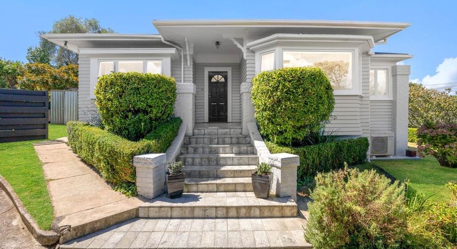  at 22 Watling Street, Mount Eden, Auckland