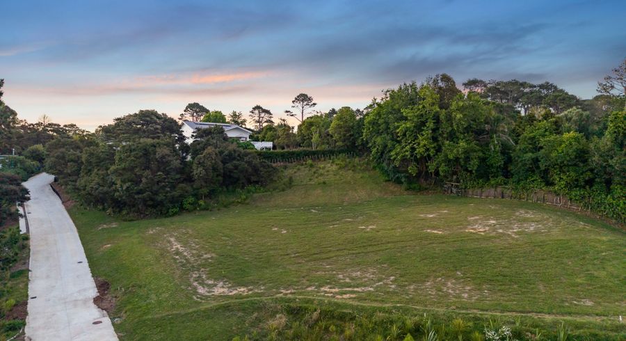  at 3 Kaiao Place, Okura, North Shore City, Auckland