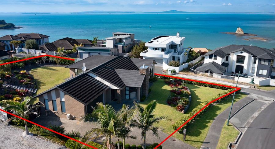  at 11 Beauvoir Avenue, Matakatia, Whangaparaoa