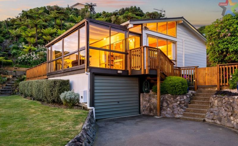  at 11 Hibiscus Grove, Maungaraki, Lower Hutt