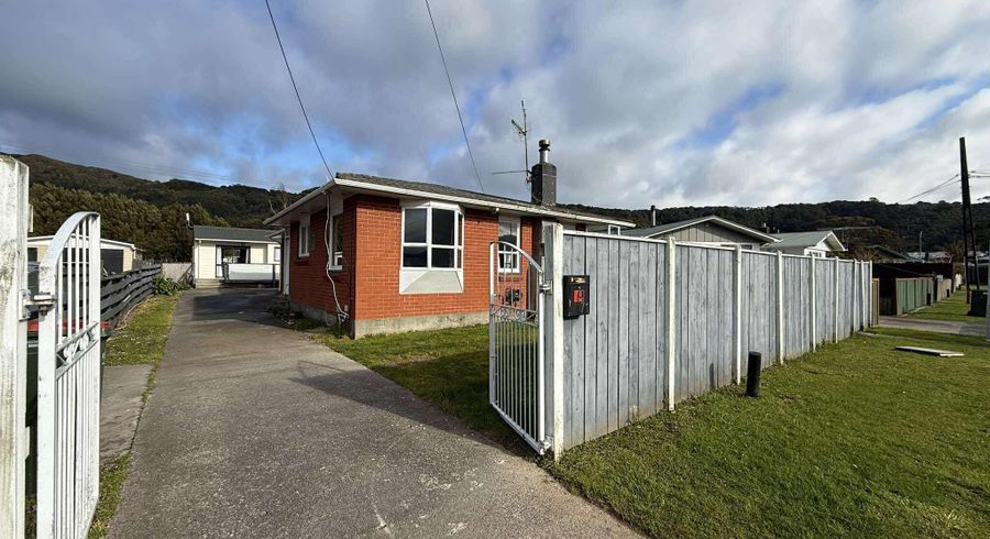  at 71 Karamu Crescent, Wainuiomata, Lower Hutt, Wellington