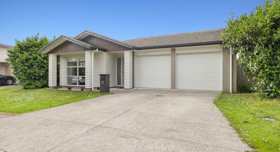  at 52 Popokatea Drive, Takanini, Papakura, Auckland