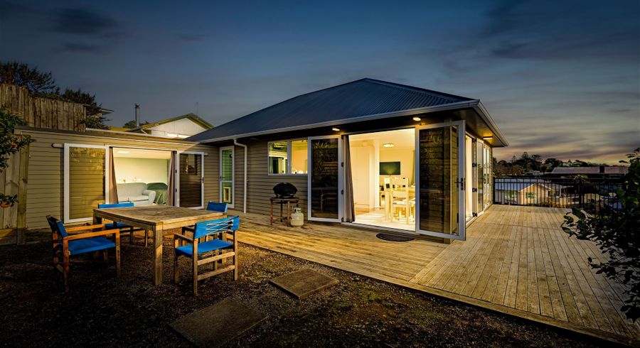  at 39 Queens Road, Glen Avon, New Plymouth