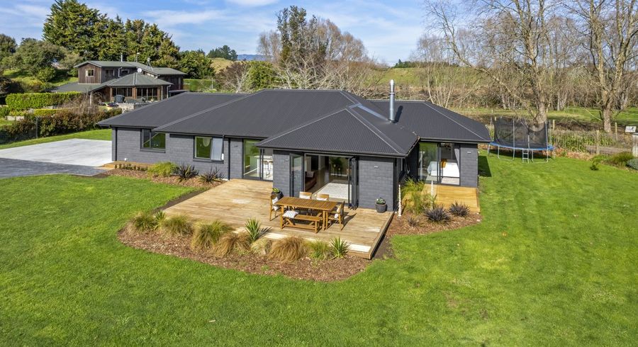  at 18 Grefor Lane, Waitarere, Levin