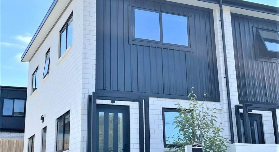  at 1F Hamurana Place, Te Atatu Peninsula, Waitakere City, Auckland