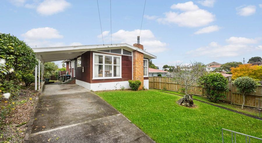  at 5 Jasmine Place, Blockhouse Bay, Auckland