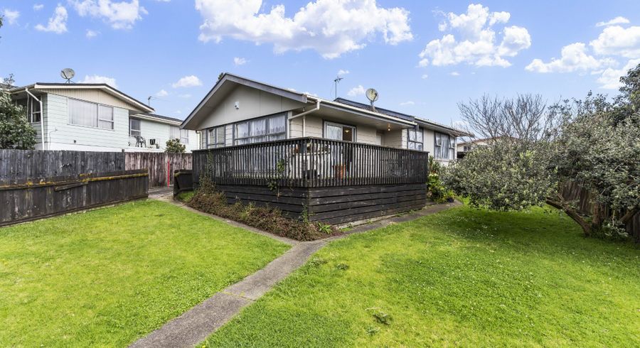 at 40 Burbank Avenue, Manurewa, Auckland