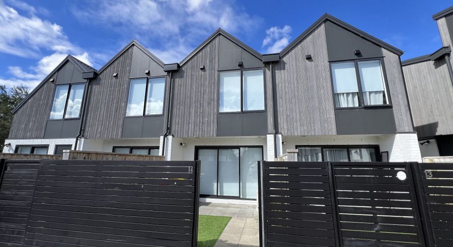  at 14/12 Tawa, Te Atatu Peninsula, Waitakere City, Auckland
