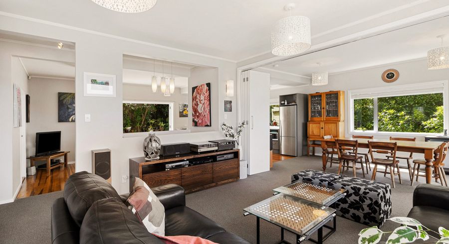 at 138 Nicholson Road, Khandallah, Wellington