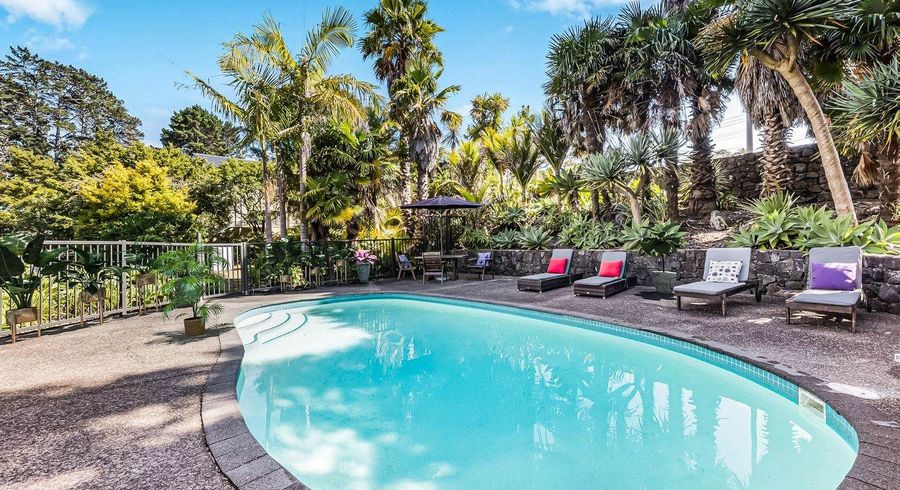  at 5/90 Albany Highway, Albany, North Shore City, Auckland