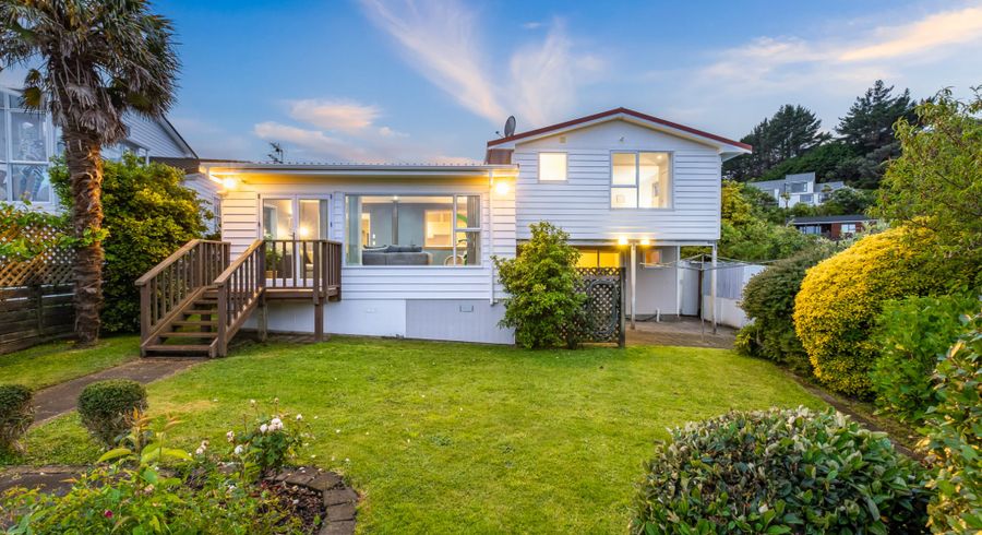  at 66 Eskdale Road, Papakowhai, Porirua