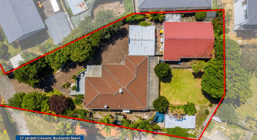  at 27 Jandell Crescent, Bucklands Beach, Auckland
