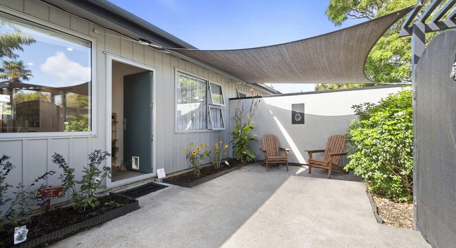  at 43 Hereford Street, West End, Palmerston North, Manawatu / Whanganui