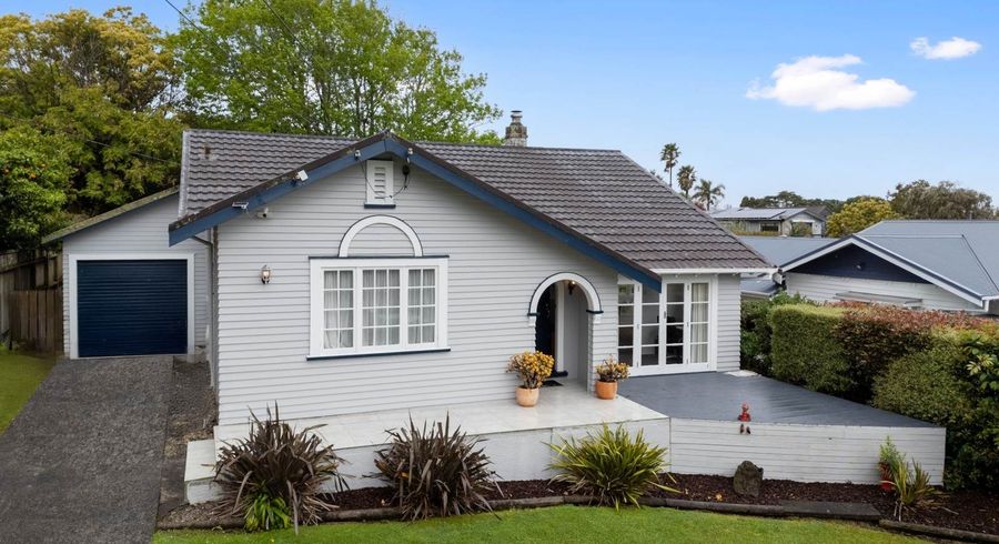  at 11 Grande Avenue, Mount Albert, Auckland City, Auckland