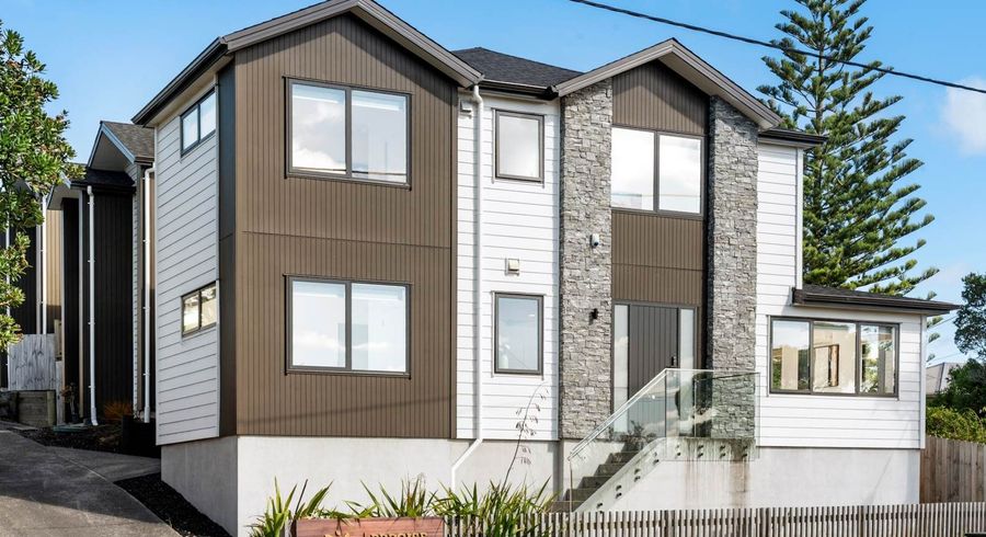  at 27A Sunnyside Road, Sunnyvale, Waitakere City, Auckland