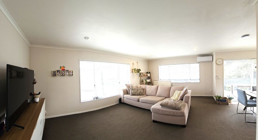  at 93A Taylor Terrace, Tawa, Wellington