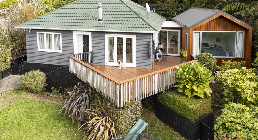  at 49 Albemarle Road, Northland, Wellington
