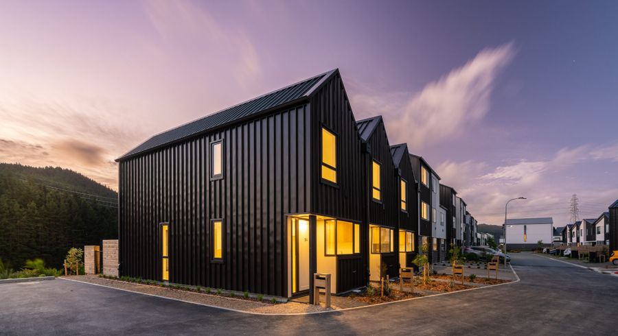  at 90 Ara Paiwhenua, Tawa, Wellington, Wellington