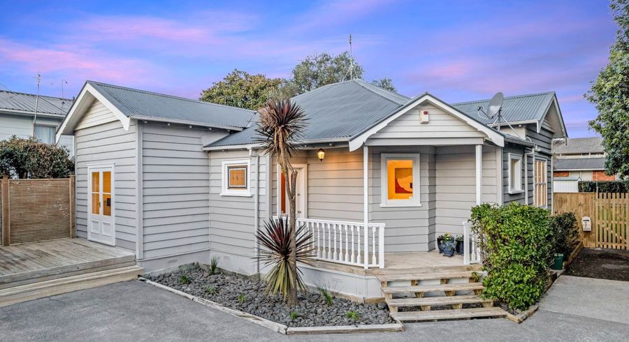  at 2/34 Wilkinson Road, Ellerslie, Auckland City, Auckland
