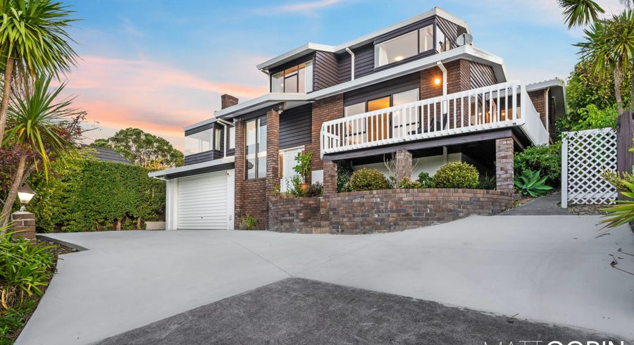  at 2/42 Beulah Avenue, Rothesay Bay, Auckland