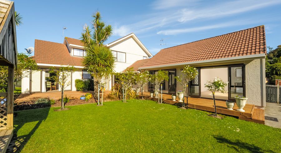  at 5 Mongorry Place, Mount Roskill, Auckland