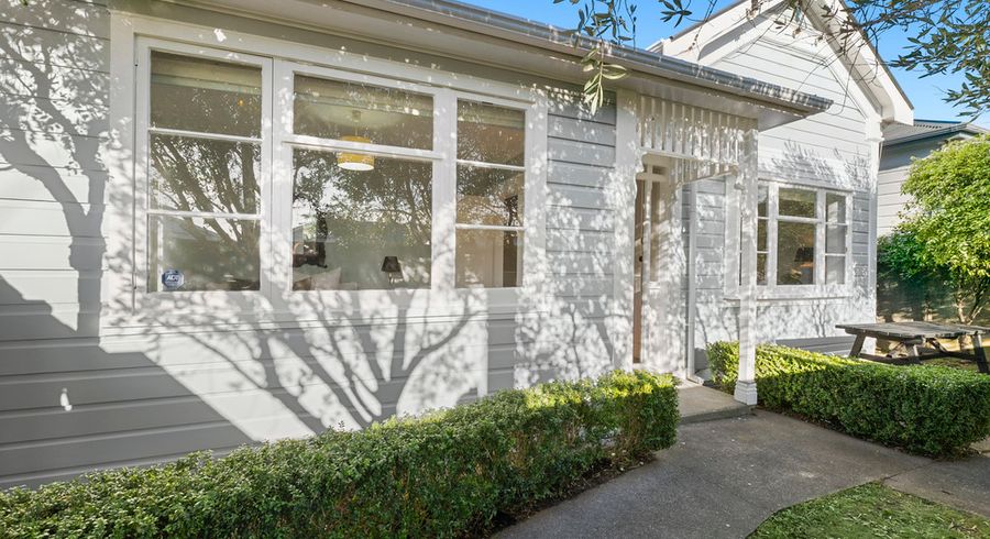  at 422 Jackson Street, Petone, Lower Hutt