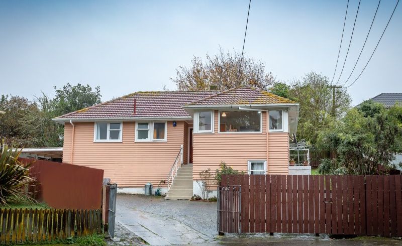  at 24 Worcester Place, Cannons Creek, Porirua