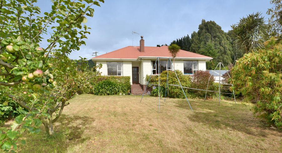  at 81 Blanket Bay Road, Sawyers Bay, Dunedin