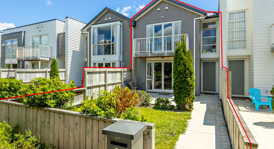 at 55 Phar Lap Crescent, Takanini, Auckland