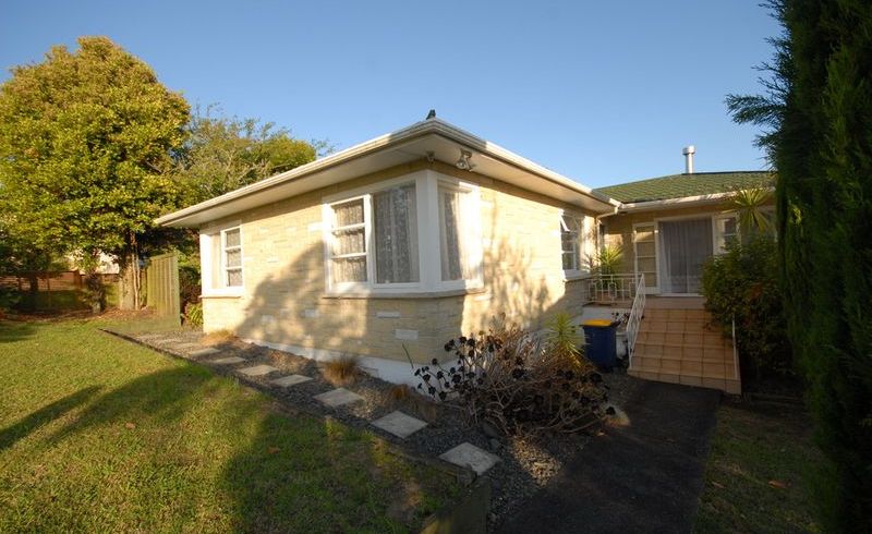  at 1/1 Varlene Terrace, Forrest Hill, Auckland