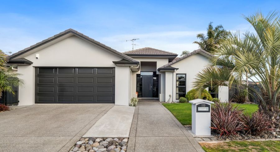  at 100 Oriental Parade, Papamoa Beach, Papamoa