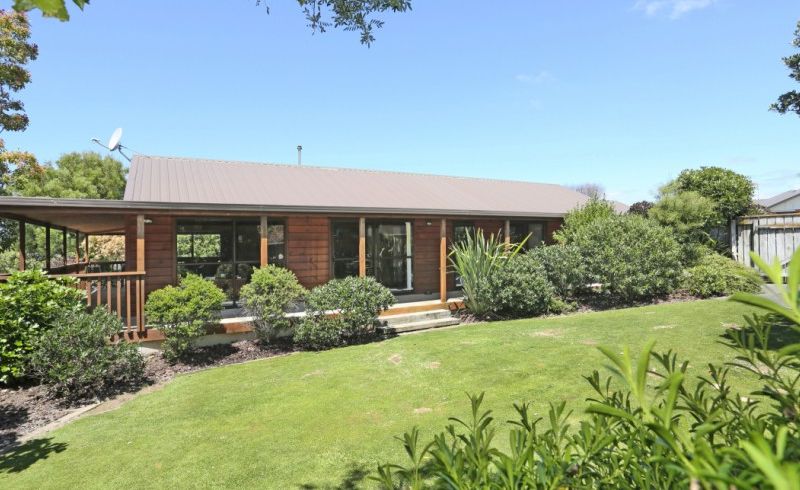  at 4 Greenwood Place, Fitzherbert, Palmerston North