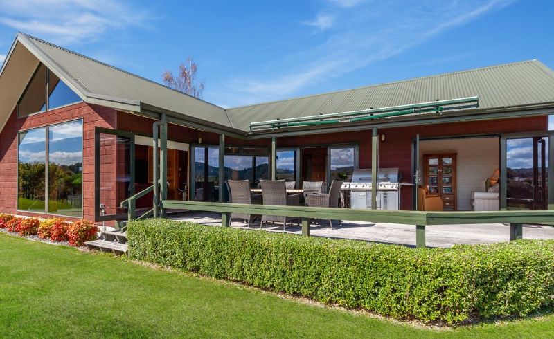  at 24 Lakemere Way, Taupo