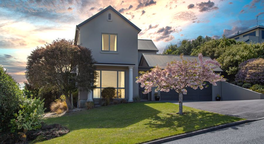  at 29 Highcrest Heights, Westmorland, Christchurch