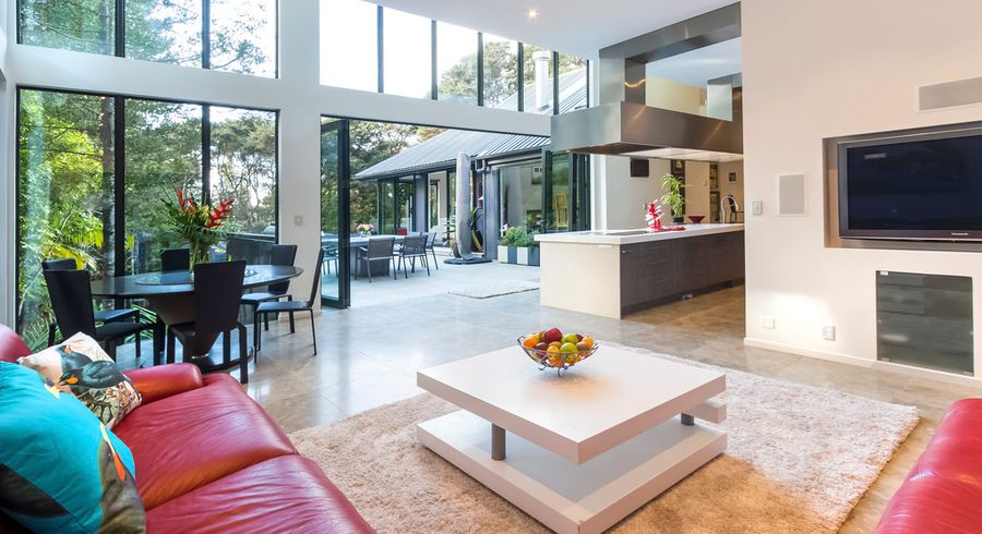  at 11D Longfellow Parade, Glen Eden, Auckland
