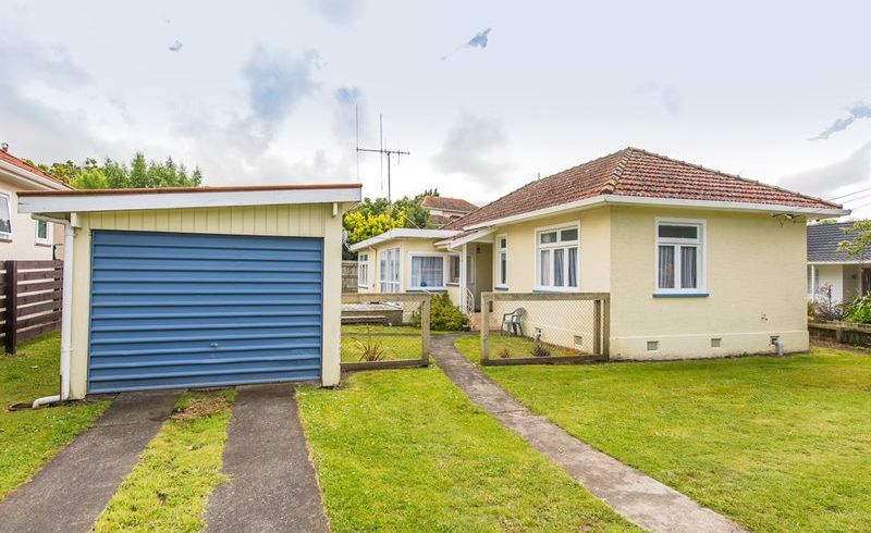  at 64 Great North Road, Saint Johns Hill, Whanganui