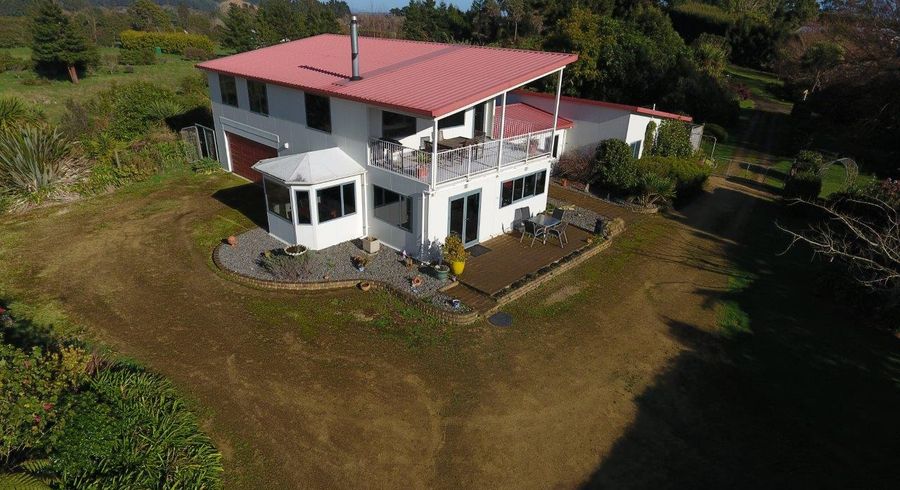  at 17 Riveredge Terrace, Levin