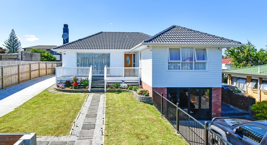  at 28 Wayne Drive, Mangere, Auckland